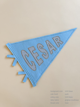 Afbeelding in Gallery-weergave laden, Name Pennant · Block