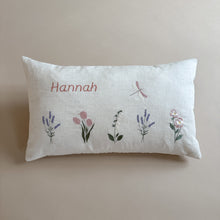 Afbeelding in Gallery-weergave laden, Linen Embroidery Pillow Case