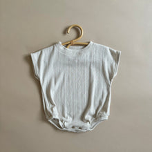 Afbeelding in Gallery-weergave laden, T-shirt Romper (+ 4 kleuren)
