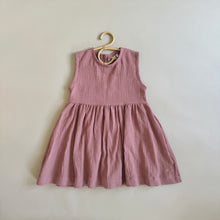 Afbeelding in Gallery-weergave laden, Muslin Pinafore Dress (+ 8 kleuren)