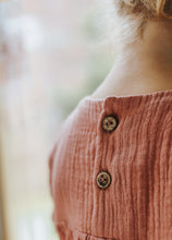Afbeelding in Gallery-weergave laden, Muslin Dress (+ 8 kleuren)