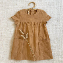 Afbeelding in Gallery-weergave laden, Muslin Dress (+ 8 kleuren)