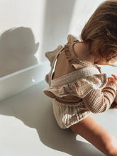 Afbeelding in Gallery-weergave laden, Ruffle Romper (+ 8 kleuren)