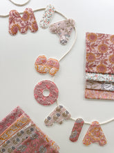 Afbeelding in Gallery-weergave laden, Custom Baby Clothes Banner
