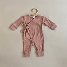 Load image into Gallery viewer, Baby Wrap Romper (+ 3 stoffen)
