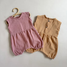 Afbeelding in Gallery-weergave laden, Muslin Romper (+ 8 kleuren)
