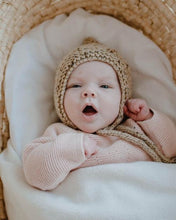 Afbeelding in Gallery-weergave laden, Natural Bonnet
