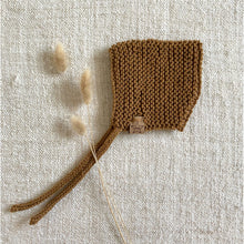 Afbeelding in Gallery-weergave laden, Pixie Bonnet 100% merino wool
