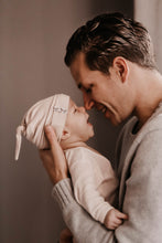 Load image into Gallery viewer, Top Knot Hat Bamboo (+ 4 kleuren)
