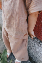 Load image into Gallery viewer, Muslin Oversized Blouse
