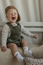 Afbeelding in Gallery-weergave laden, Corduroy Romper (+ 2 kleuren)

